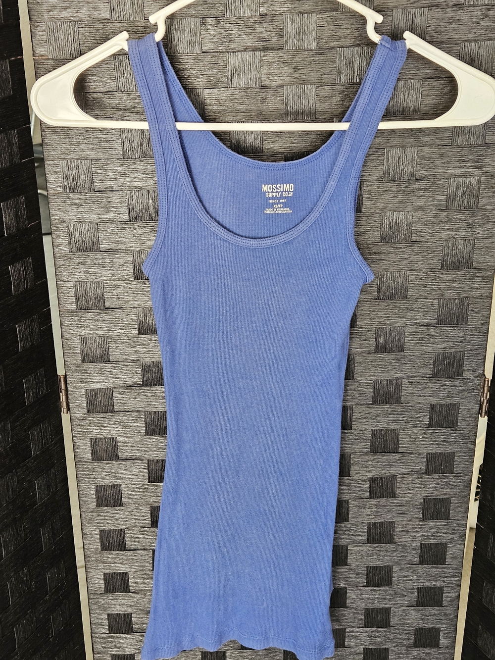 5/$13 Mossimo Ribbed Tank Top - Picture 4 of 4